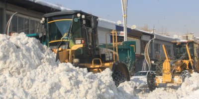 Hakkari Belediyesinden kış mesaisi