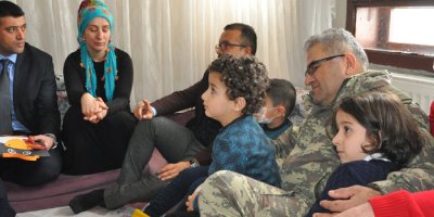 Yüksekova'da karne heyecanı