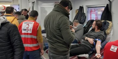 Hakkari’de kan ve kök hücre bağışına yoğun ilgi