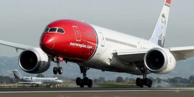 Norveç uçağında bomba alarmı