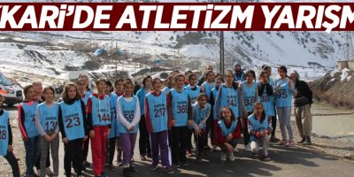 Hakkari’de atletizm yarışması