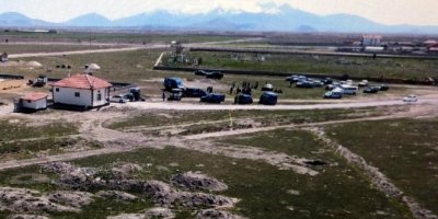 Arkadaşlarıyla alkol aldığı evde ölü bulundu