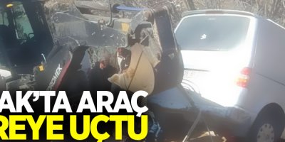 Çatak’ta araç dereye uçtu