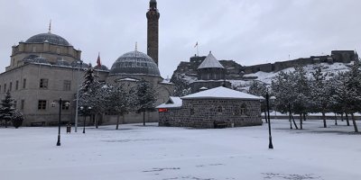 Kars'ta kış hüküm sürüyor