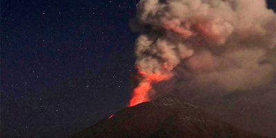 Faaliyete geçen Popocatepetl Yanardağı korkuttu