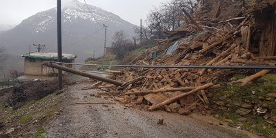 Siirt'te yoğun yağış bir evde göçüğe neden oldu !