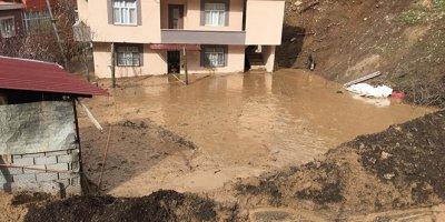 Şırnak'ta heyelan, evler toprak altında kaldı