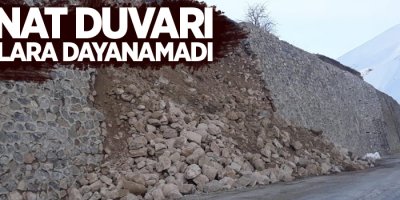 İstinat duvarı yağışa dayanamadı