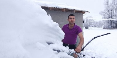 Sivas'ta Nisan karı sürprizi