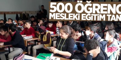 Hakkari’de 500 öğrenciye mesleki eğitim tanıtıldı