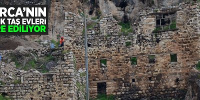 Çukurca’nın 400 yıllık taş evleri restore ediliyor