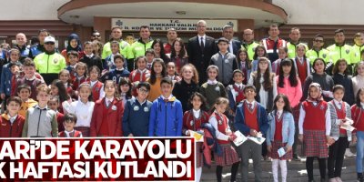 Hakkari’de Karayolu Trafik Haftası kutlandı