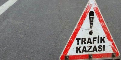 Otomobil kamyona arkadan çarptı: 2 yaralı!