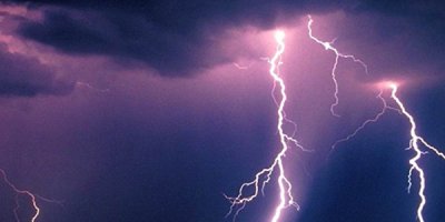 Manisa'da köye yıldırım düştü: 9 yaralı