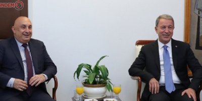 Hulusi Akar, CHP'yi ziyaret etti