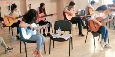 Belediye'nin yaz kurslarına büyük ilgi