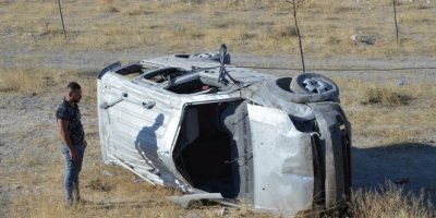 Düğün dönüşü kaza: 2 ölü, 3 yaralı!