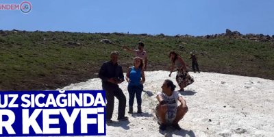 Temmuz sıcağında kar keyfi