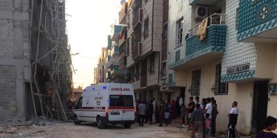 Şanlıurfa'da inşaat iskelesi çöktü: 5 yaralı