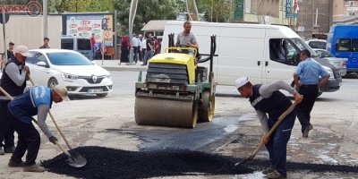 Hakkari'de doğalgaz sonrası yollar onarılıyor