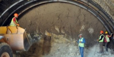 Yüksekova - Yeni Köprü Arası 15 Kilo Metre Kısalıyor