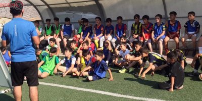 Hakkari’de Fenerbahçe futbol okulu açıldı