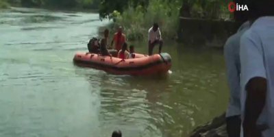 Hindistan'da şiddetli yağış ve sel faciası: Bin 422 ölü