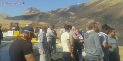 Köyün etrafını saran alevler korkuya neden oldu