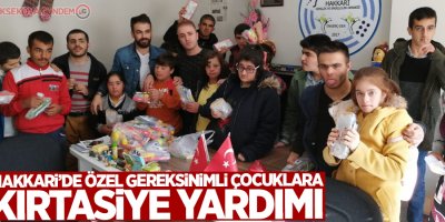 Hakkari’de özel gereksinimli çocuklara kırtasiye yardımı