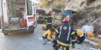 Tarım işçilerini taşıyan traktör devrildi: 9 yaralı