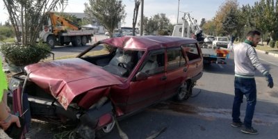 Freni tutmayınca takla attı