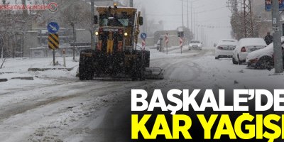 Başkale’de kar yağışı