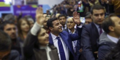 Demirtaş'tan HDP'ye: Adaylığımı tartışmayın
