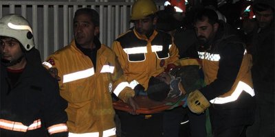 Enkazdan 5 saat sonra 12 yaşındaki çocuk sağ çıkarıldı