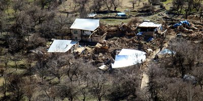 Elazığ depreminde bir köydeki evlerin hepsinde hasar oluştu