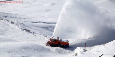 Van-Bitlis ve Van-Hakkari kara yolu ulaşıma açıldı