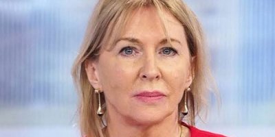 İngiltere Sağlık Bakanı Yardımcısı, koronavirüse yakalandı