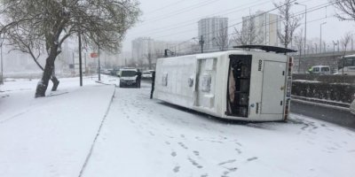 Kayseri'de aynı yolda 2 kaza: 23 yaralı