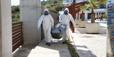 İranlı kadın sitenin bahçesinde ölü bulundu