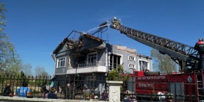 Patlayan televizyon evi yaktı