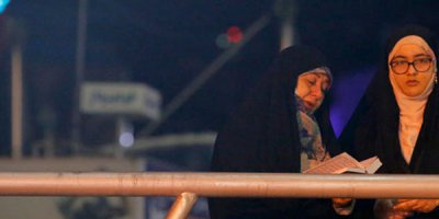 İran'da ibadet yerlerinin yeniden açılması gündemde