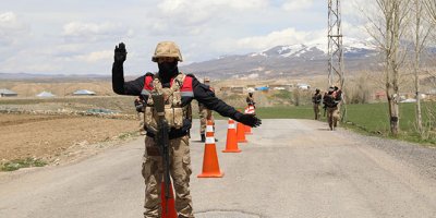 Aynı aileden 6 kişinin testi pozitif çıkınca mahalle karantinaya alındı
