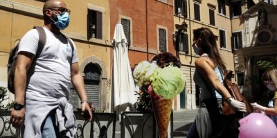 İtalya'da korona ölümleri 30 bine yaklaştı