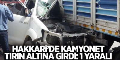 Kamyonet tırın altına girdi: 1 yaralı
