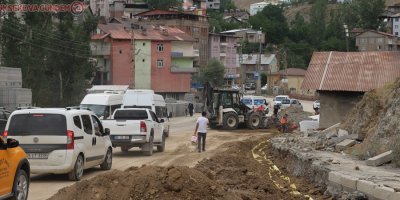 Hakkari’de doğalgaz çalışmaları sürüyor
