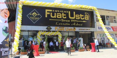 Yüksekova'da yeni işyeri açılışı: 'Baklavacı Fuat Usta'