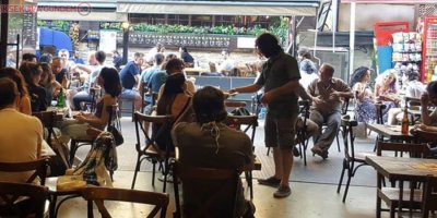 Lokanta ve barların saat kısıtlaması kaldırıldı