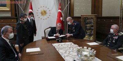 YAŞ kararları açıklandı: Komuta kademesi değişmedi