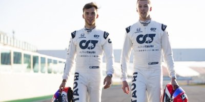 Formula 1'in yeni takımı AlphaTauri, kapılarını açtı