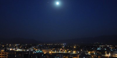 Yüksekova'da dolunay kendine hayran bıraktı